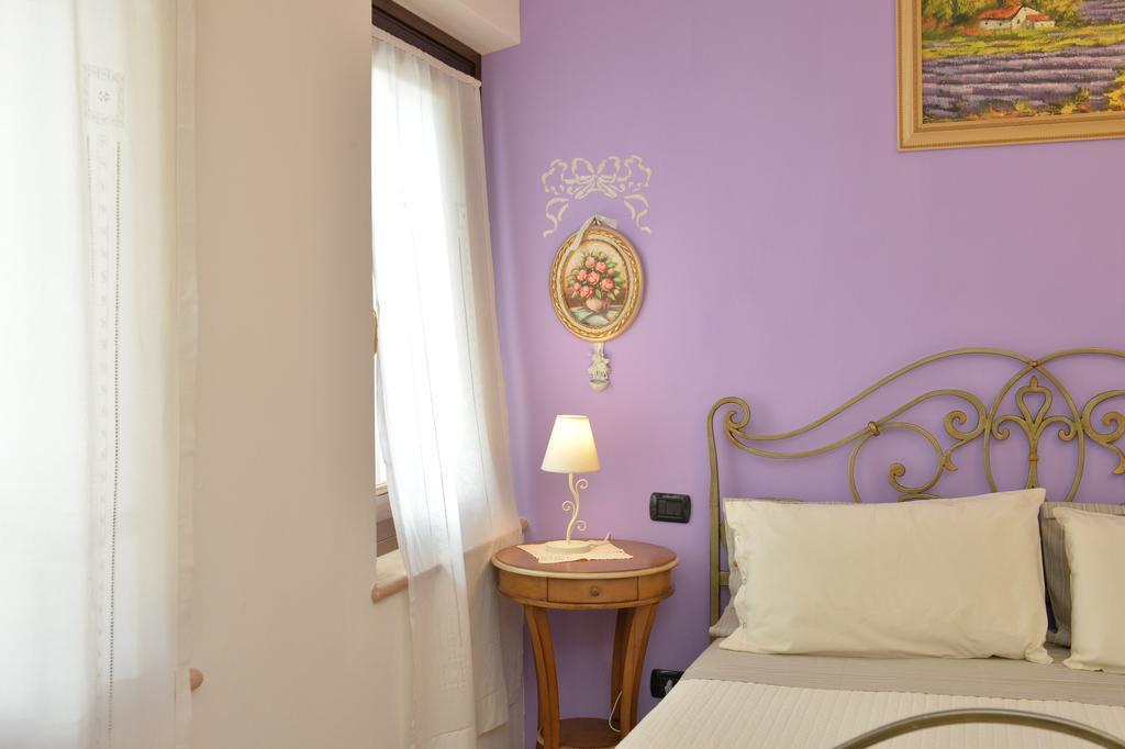 B&B Corte Giare SantʼAmbrogio di Valpolicella Pokoj fotografie
